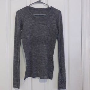 Lulu lemon longsleeve top